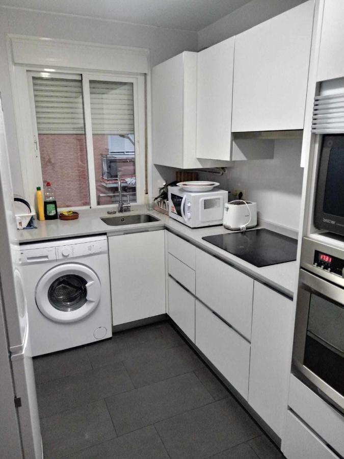 Residencia 12 Octubre Bed & Breakfast Madrid Eksteriør bilde