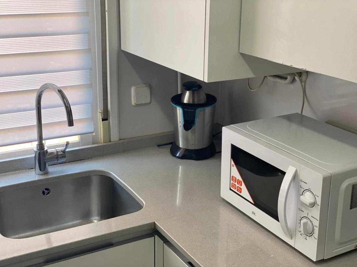 Residencia 12 Octubre Bed & Breakfast Madrid Eksteriør bilde