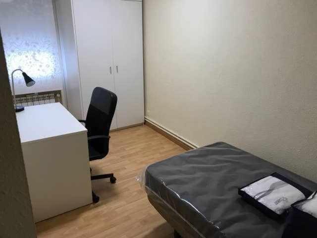 Residencia 12 Octubre Bed & Breakfast Madrid Eksteriør bilde