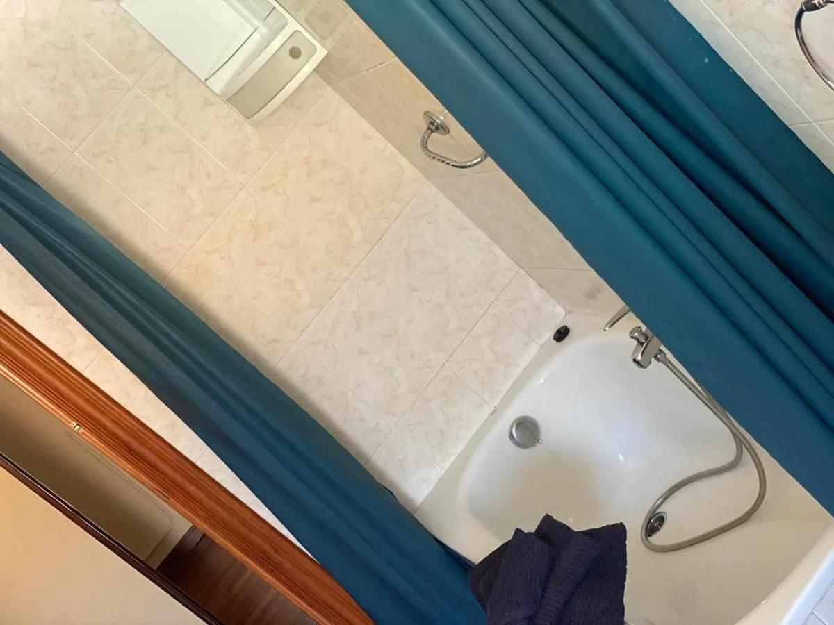 Residencia 12 Octubre Bed & Breakfast Madrid Eksteriør bilde