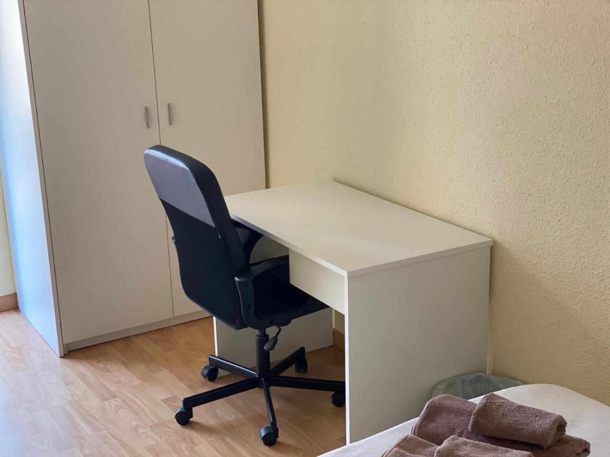 Residencia 12 Octubre Bed & Breakfast Madrid Eksteriør bilde